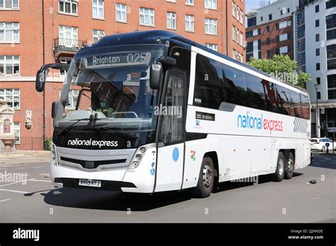 cheapest coach from london to cirencester